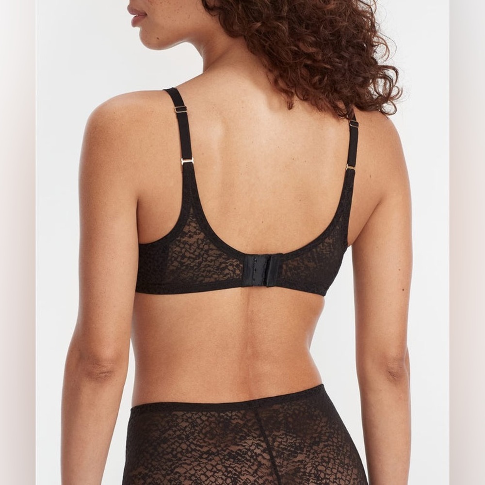 Natori Pretty Smooth Full Coverage Bra - Picture 4 of 13